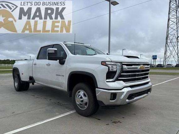 CHEVROLET SILVERADO HD 2024 1GC4YUEY8RF401340 image